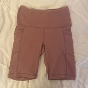 Women’s pink bike shorts